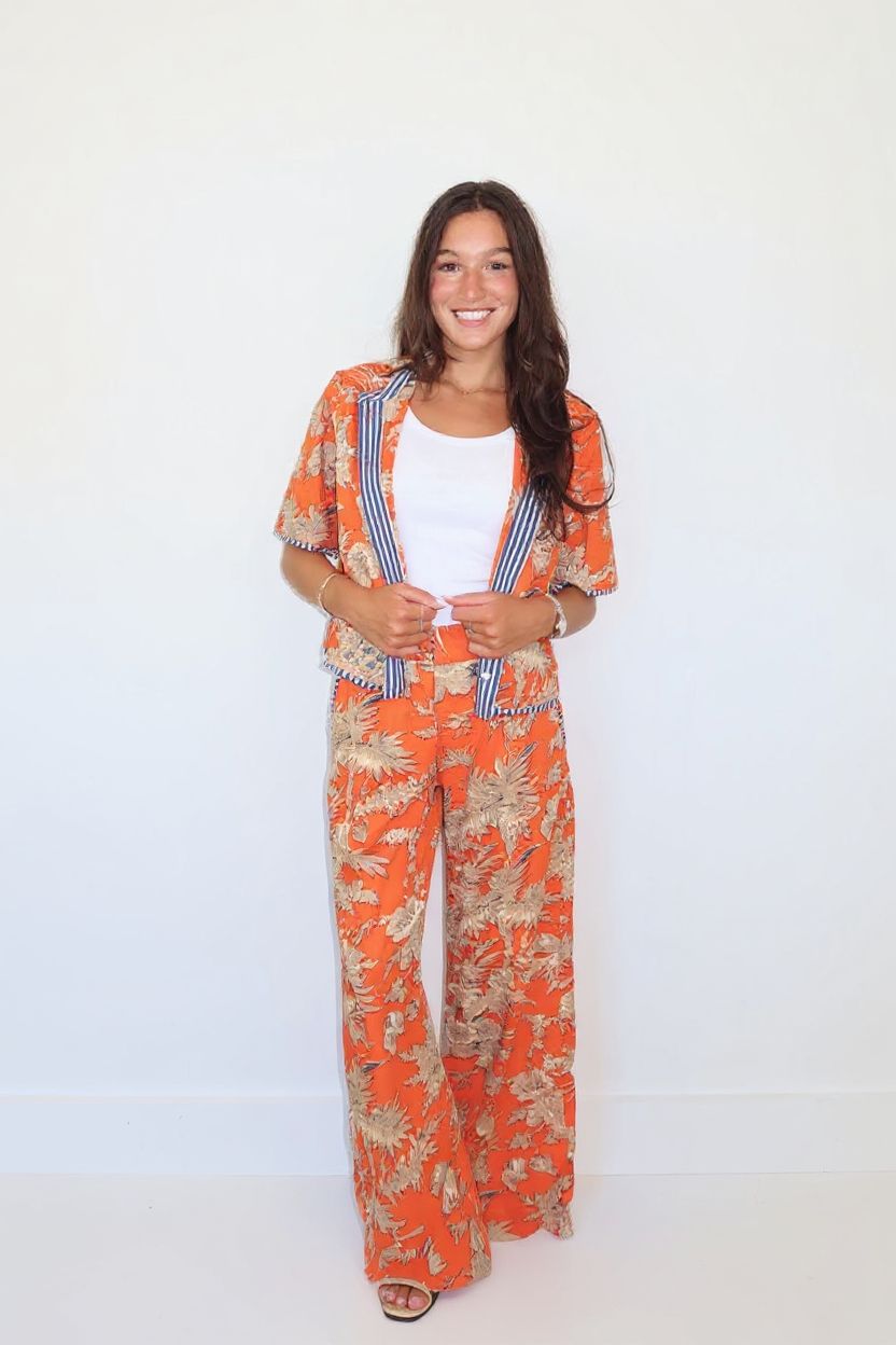 Nibi MTK Vita Shirt at Romi Boutique
