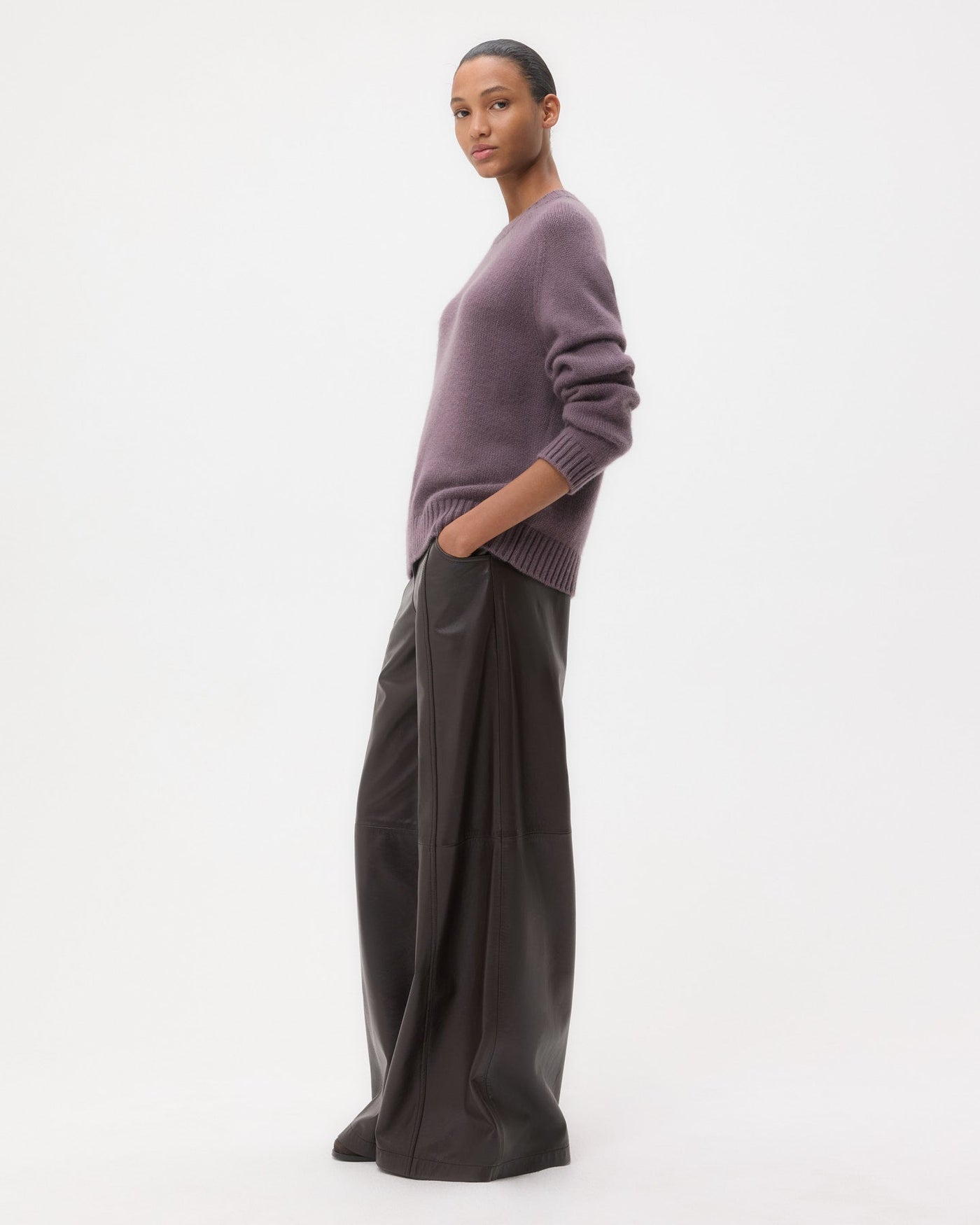 NEW JILL CREWNECK IN SMOKED LAVENDER