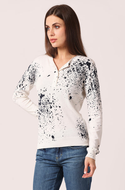 SUPIMA PAINT SPLATTER HENLEY IN WHITE/NAVY - Romi Boutique