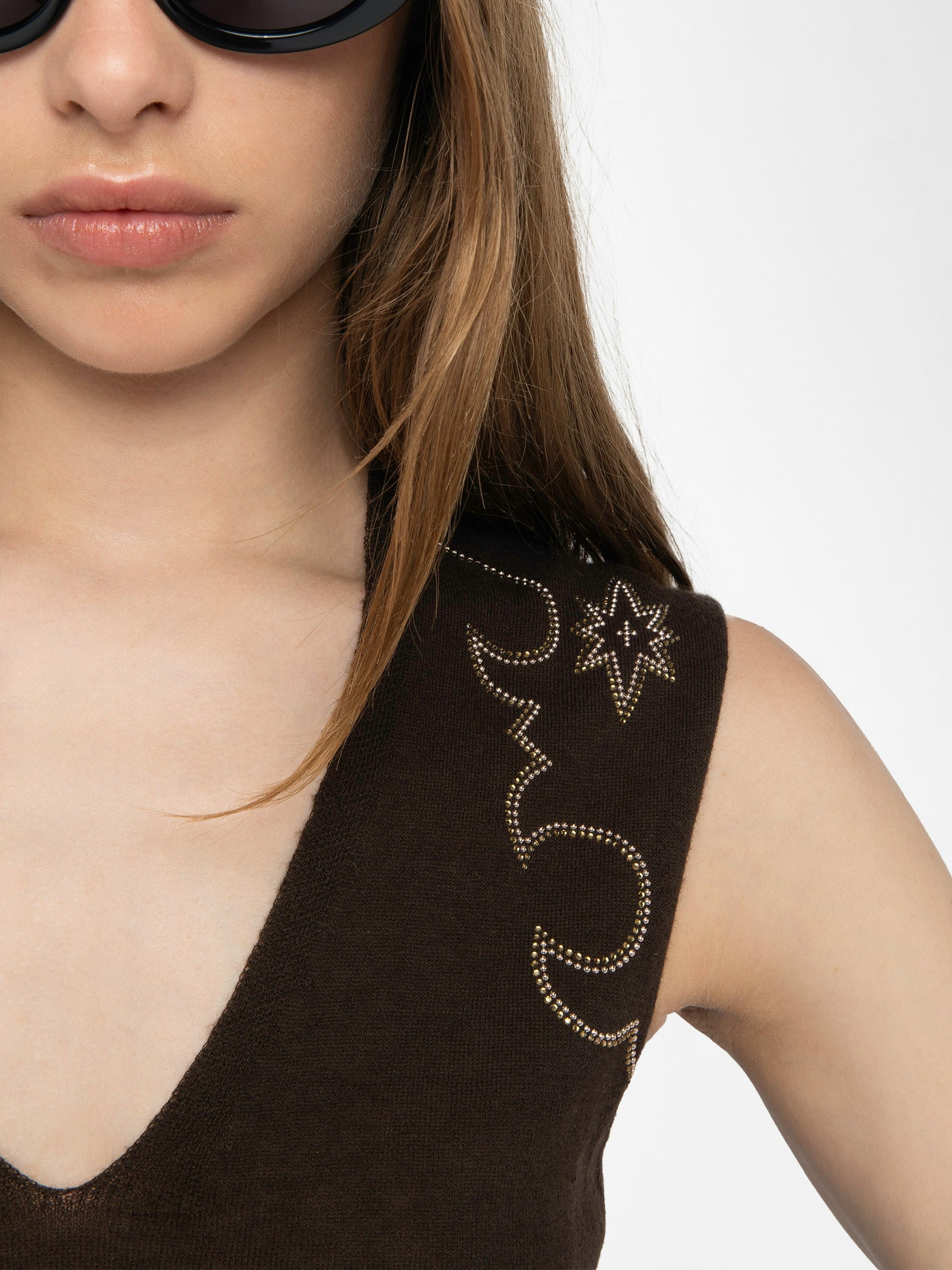 VICKY SLEEVELESS CASHMERE SWEATER