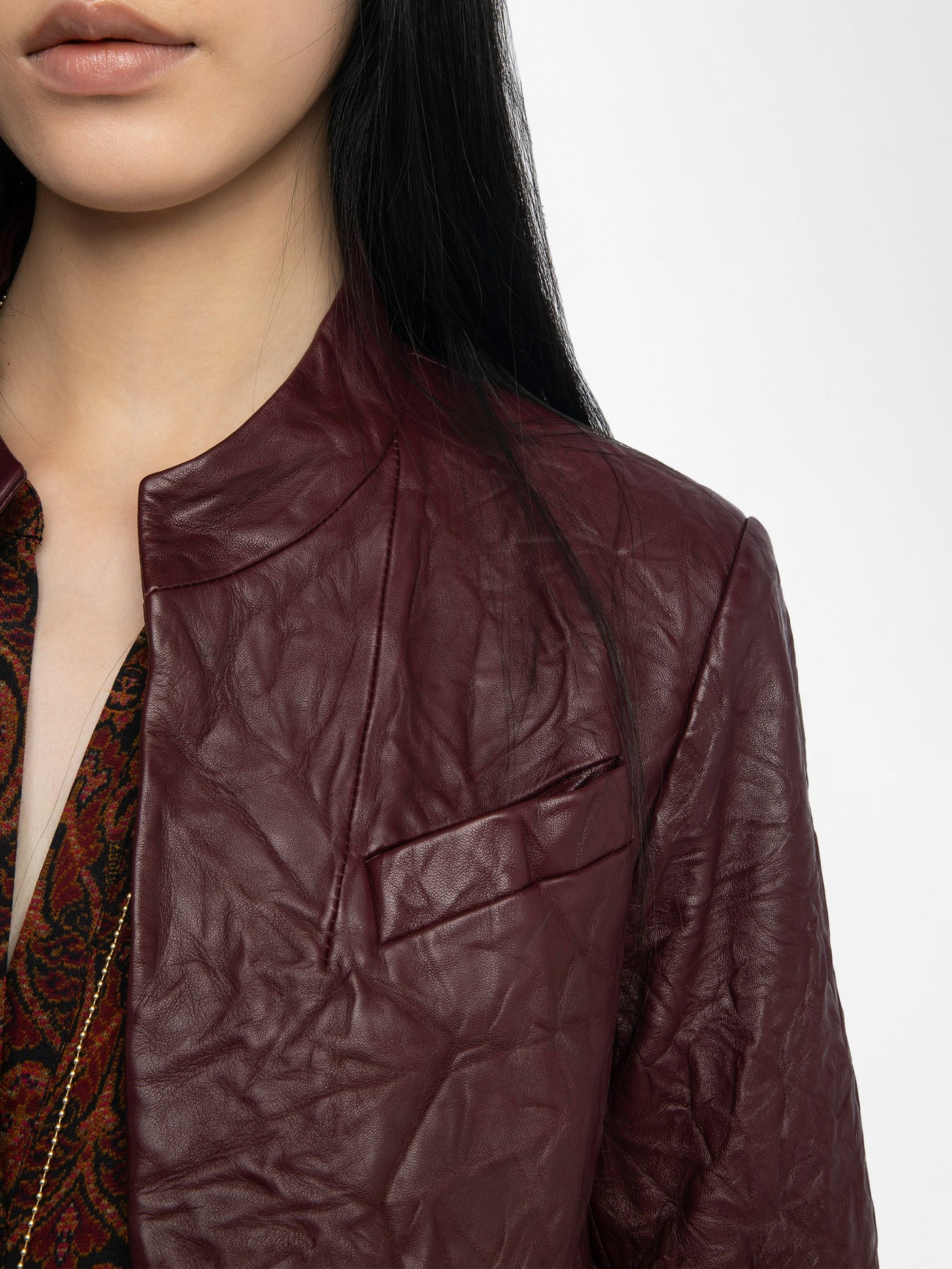 VERYN CRINKLED LEATHER BLAZER IN BURGUNDY