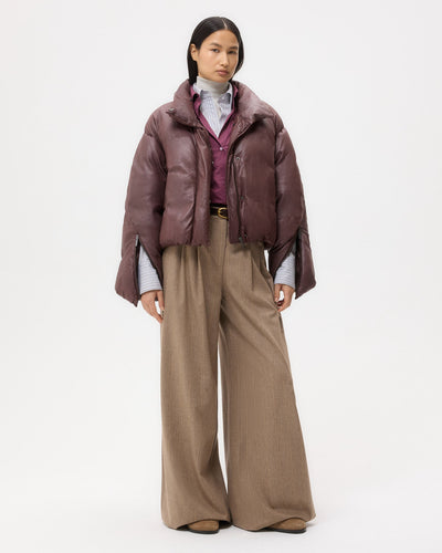 PUFFER RAGLAN JACKET IN RED RED WINE