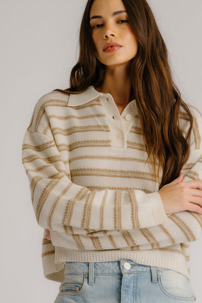 ELSIE RELAXED STRIPED CASHMERE POLO IN GARDENIA/CAMEL