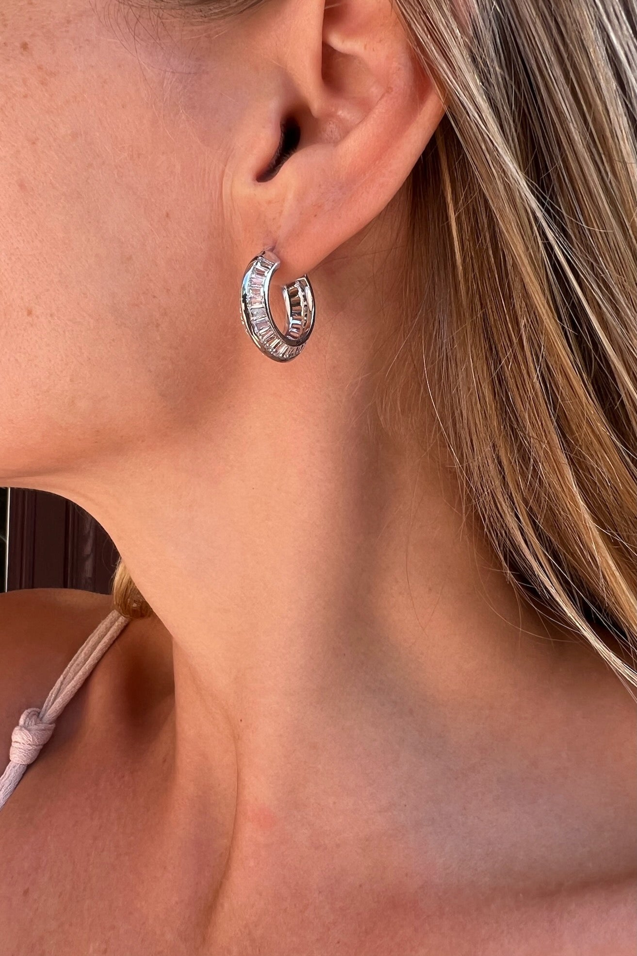 Native Gem Razor Edge Hoop Earrings at Romi Boutique