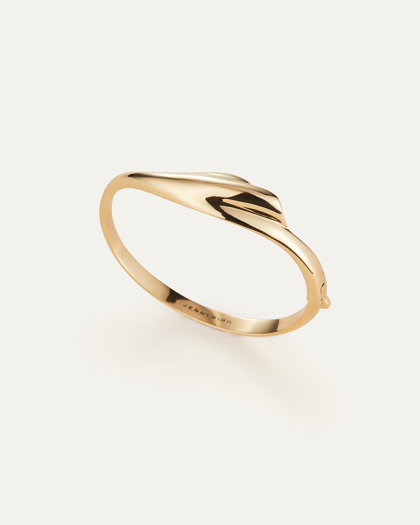PORTIA BANGLE IN HIGH POLISH GOLD
