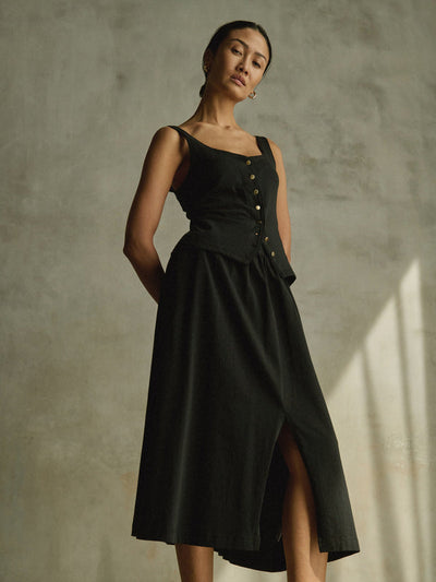 VIDA MIDI SKIRT IN JET BLACK