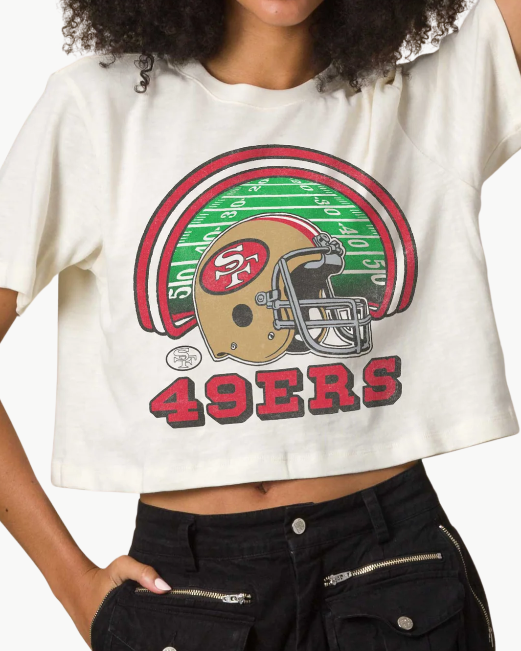 Junk Food 49ERS GAME TIME CROP TEE at Romi Boutique