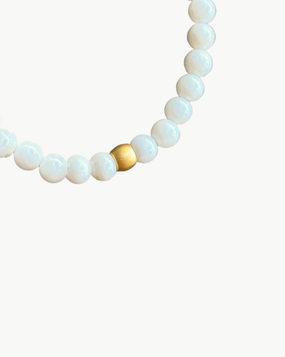 CHARM BRACELET IN WHITE