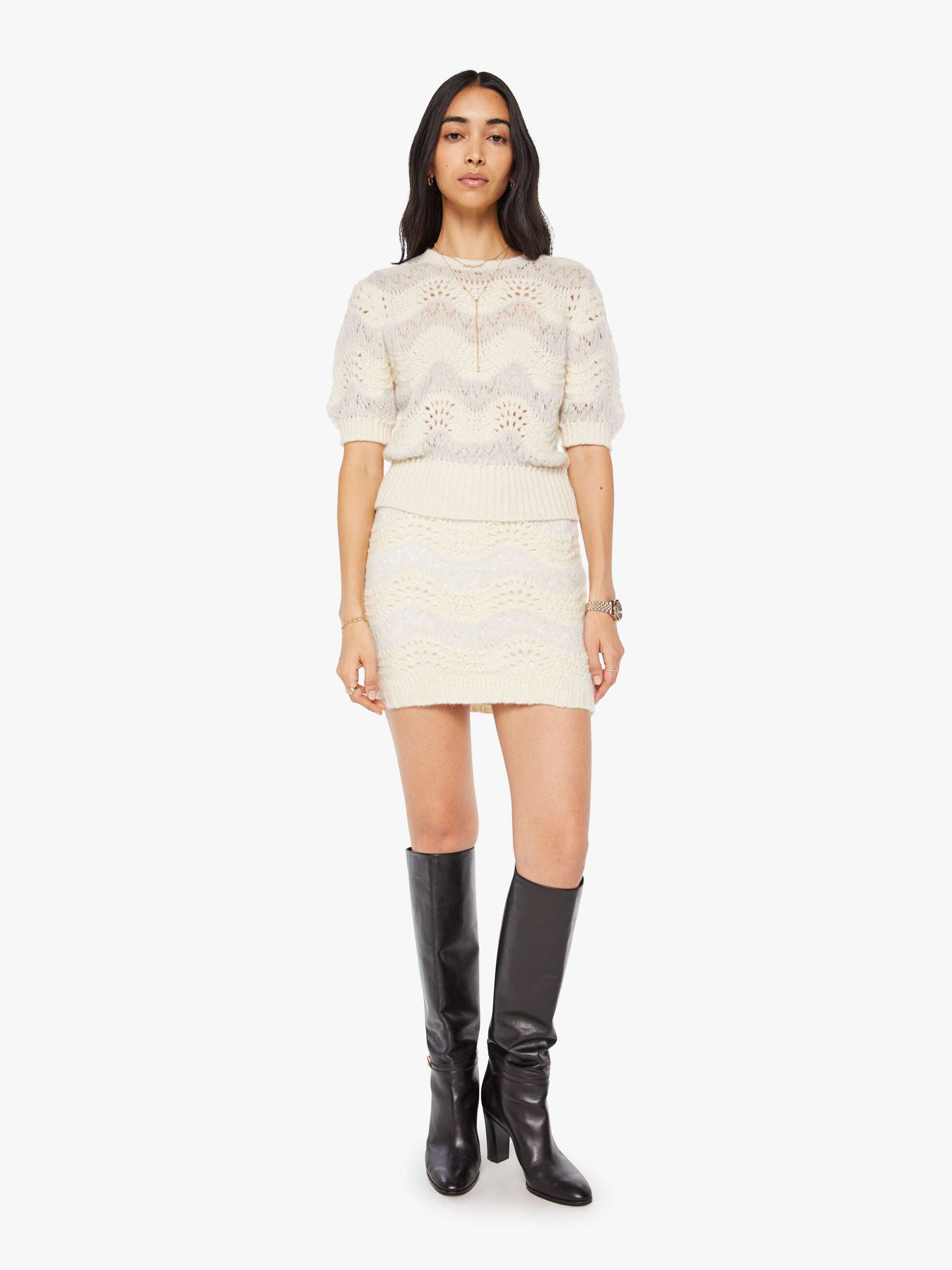 THE POWDER PUFF
