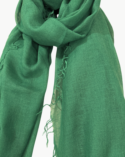 CASHMERE AND SILK SCARF IN EMERALD - Romi Boutique