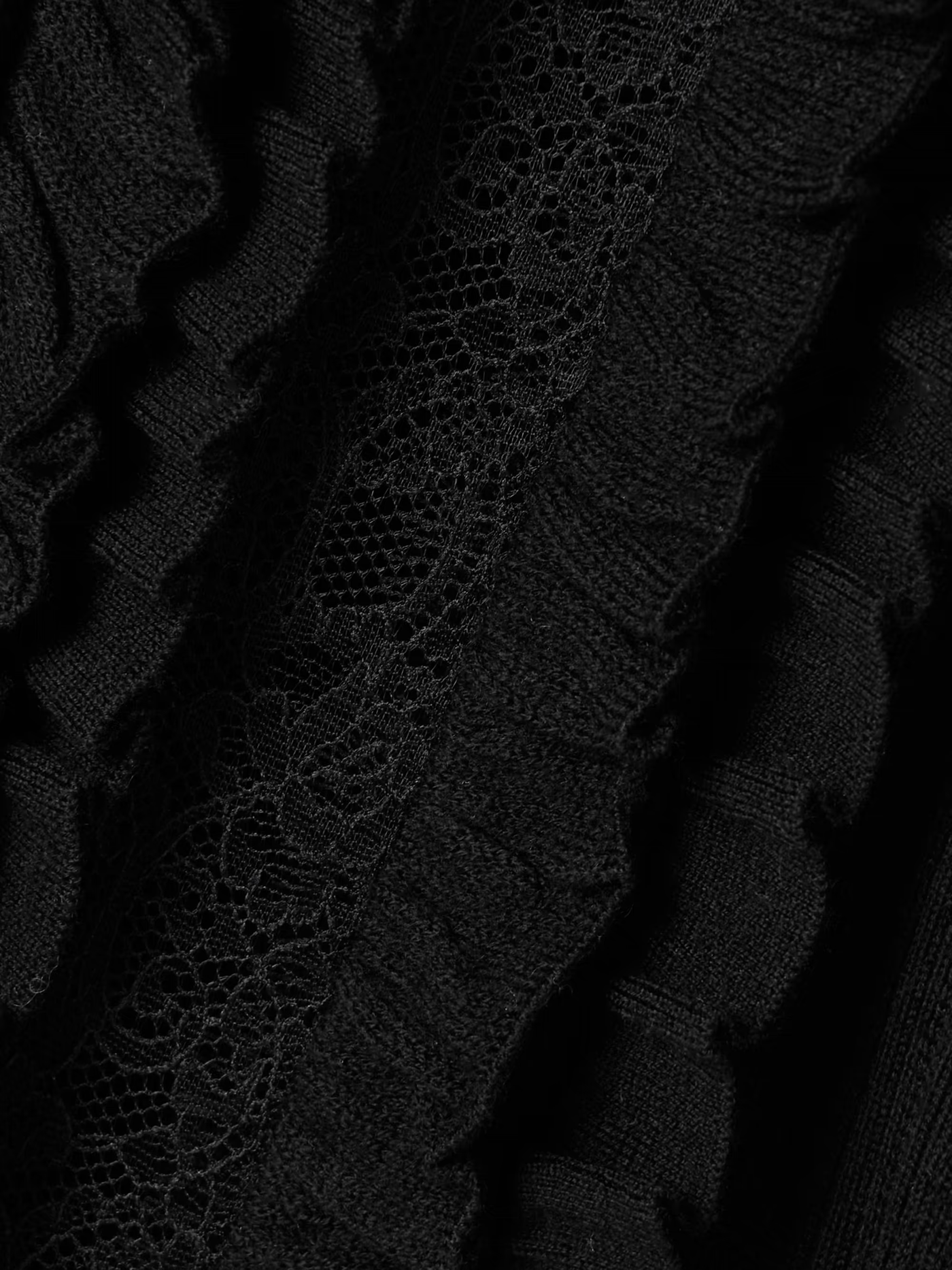 MARYEL KNIT CARDIGAN IN BLACK