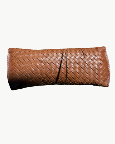 EYEGLASS HOLDER IN SALVAGE TAN