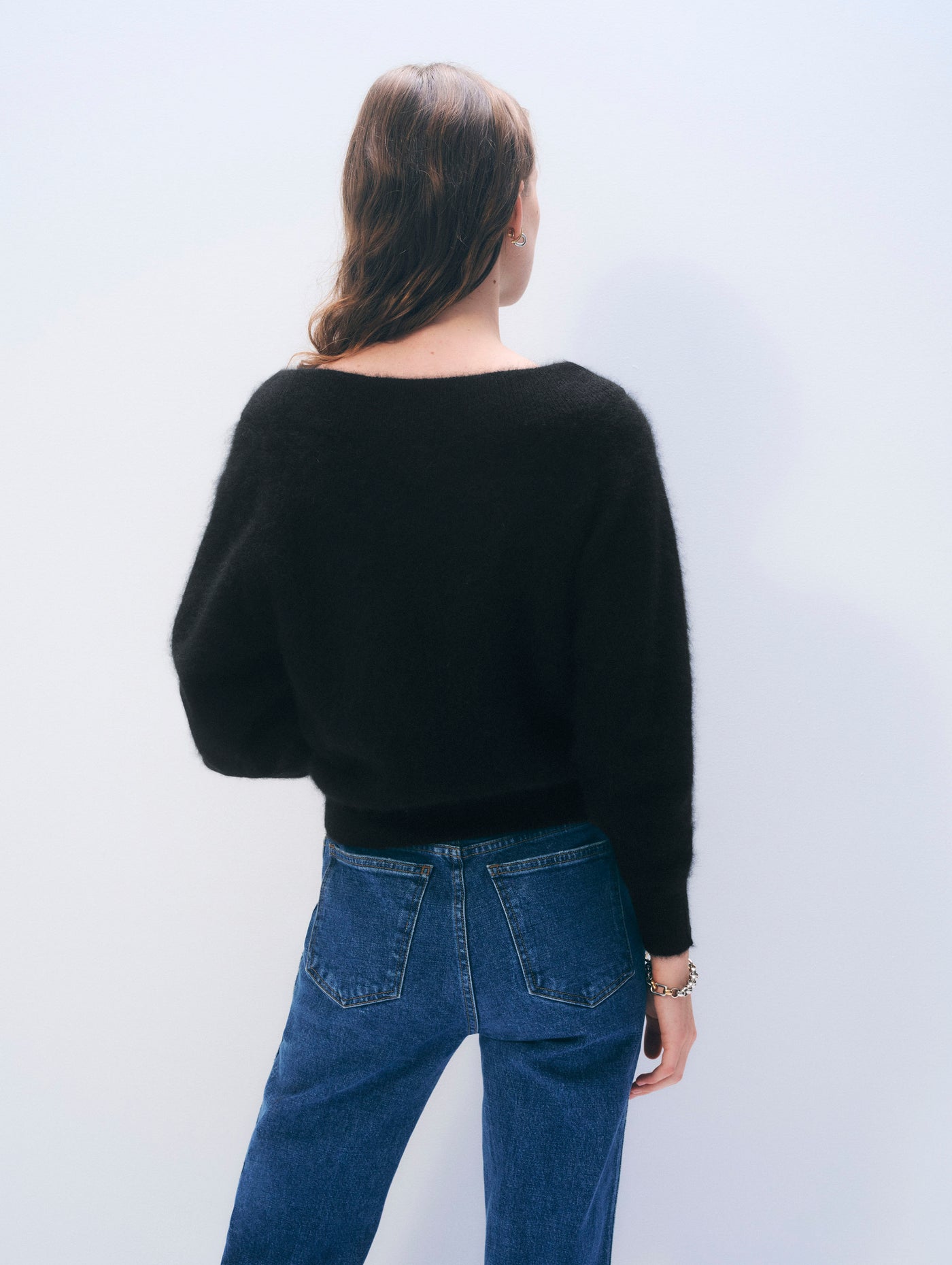 BRUSHED CASHMERE OFF THE SHOULDER TOP IN BLACK