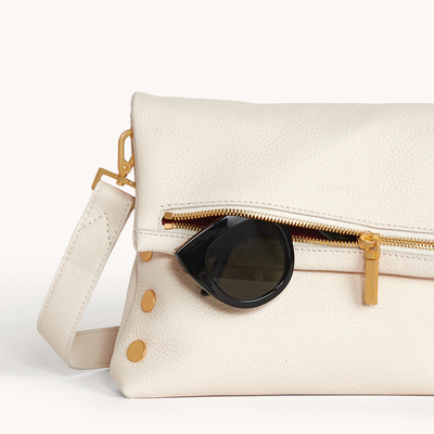 VIP MED IN CALLA LILY WHITE/BRUSHED GOLD