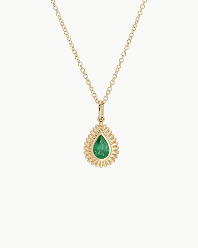 FLUTED PEAR EMERALD NECKLACE IN 14K YELLOW GOLD