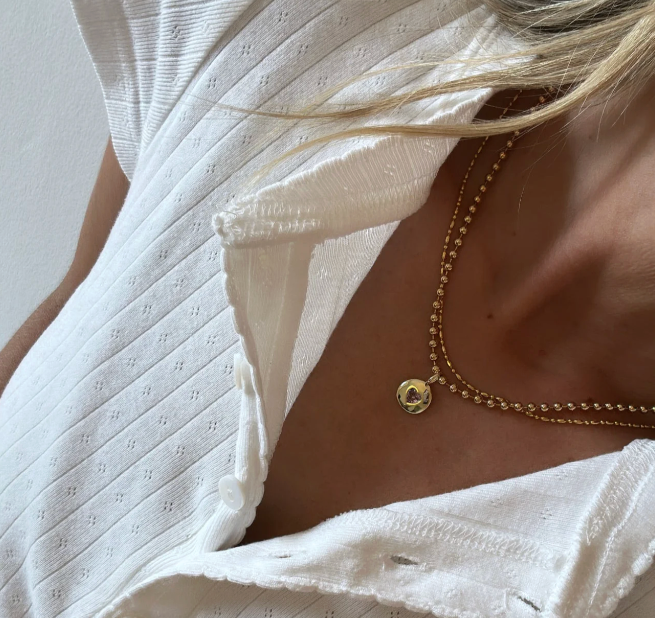 Alexa Leigh PINK HEART CHARM NECKLACE IN GOLD at Romi Boutique