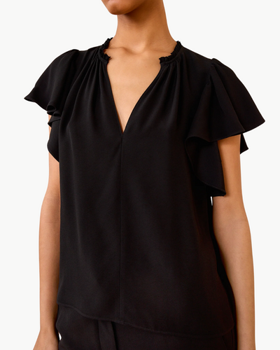 LILO FLUTTER SLEEVE BLOUSE IN NOIR