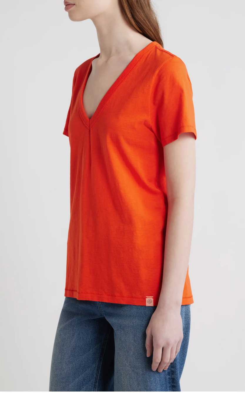 Rag & Bone THE SLUB VEE at Romi Boutique