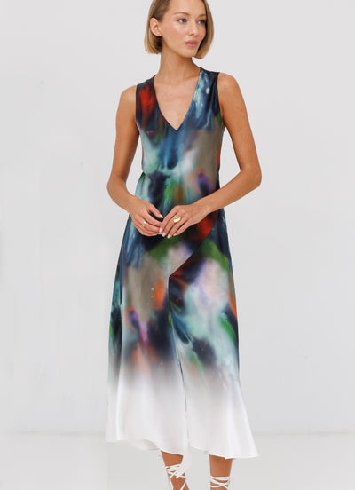 GO DRAPE DRESS IN DRAPE PAINT PLACE