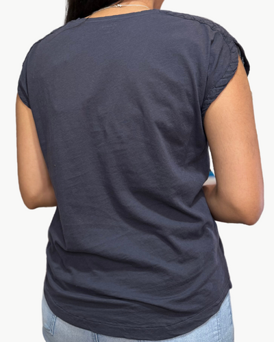 TOMARI KNIT T-SHIRT IN CHARCOAL - Romi Boutique