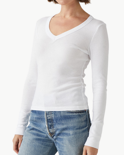 LOGAN V-NECK TEE IN WHITE