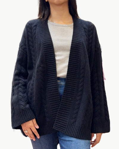 MARJORIE CABLE KNIT OPEN CARDIGAN IN BLACK