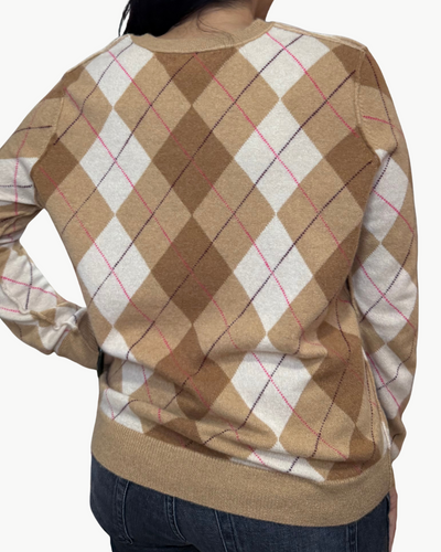 ARGYLE V-NECK IN CAMEL - Romi Boutique