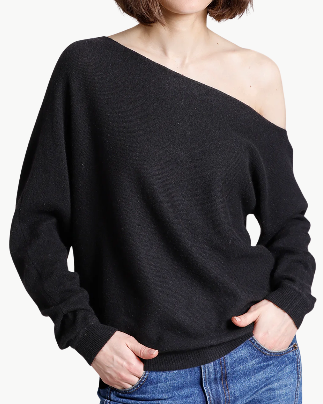CASHMERE OFF THE SHOULDER TOP IN BLACK by Minnie Rose - Romi Boutique