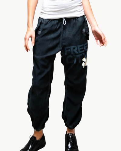 FLAP/SNAP FREECITYLARGE MATTE/SATIN AIRJUMP PANT IN SUPERBLACK