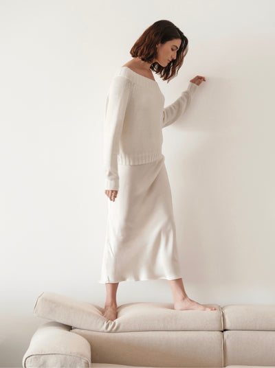 ASYMMETRIC NECKLINE SWEATER IN IVORY