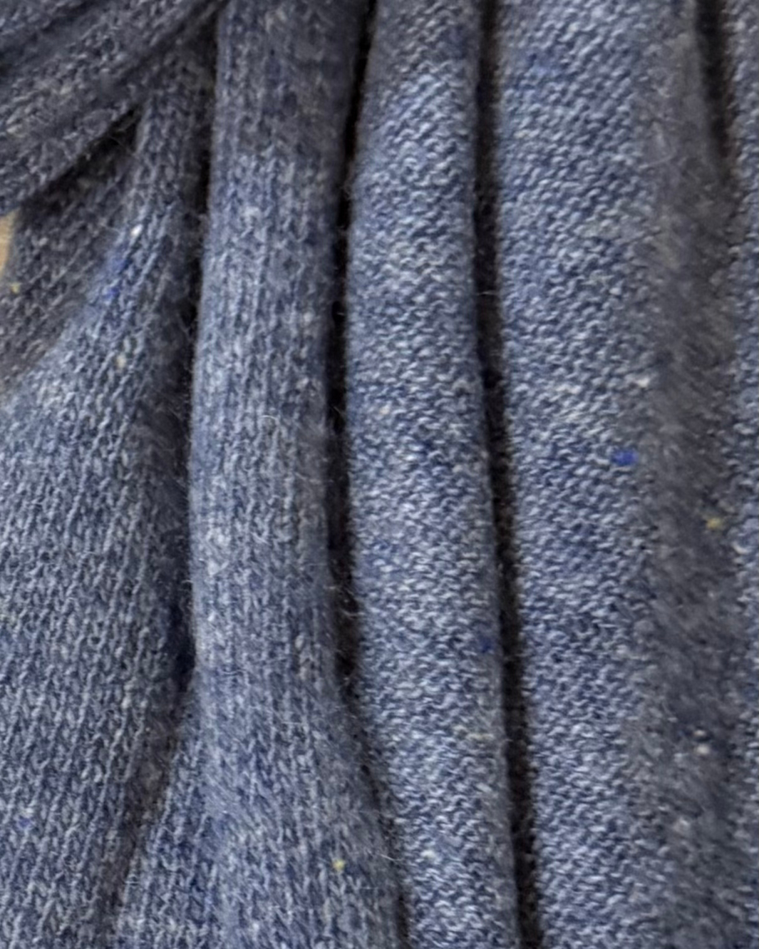 FEATHERWEIGHT WRAP IN RIVERWASH