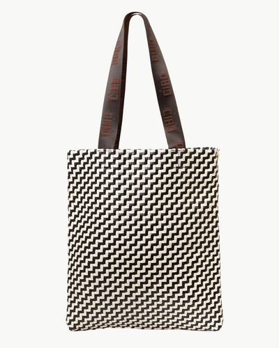 CARRYALL IN BLACK AND CREAM WOVEN ZIG ZAG