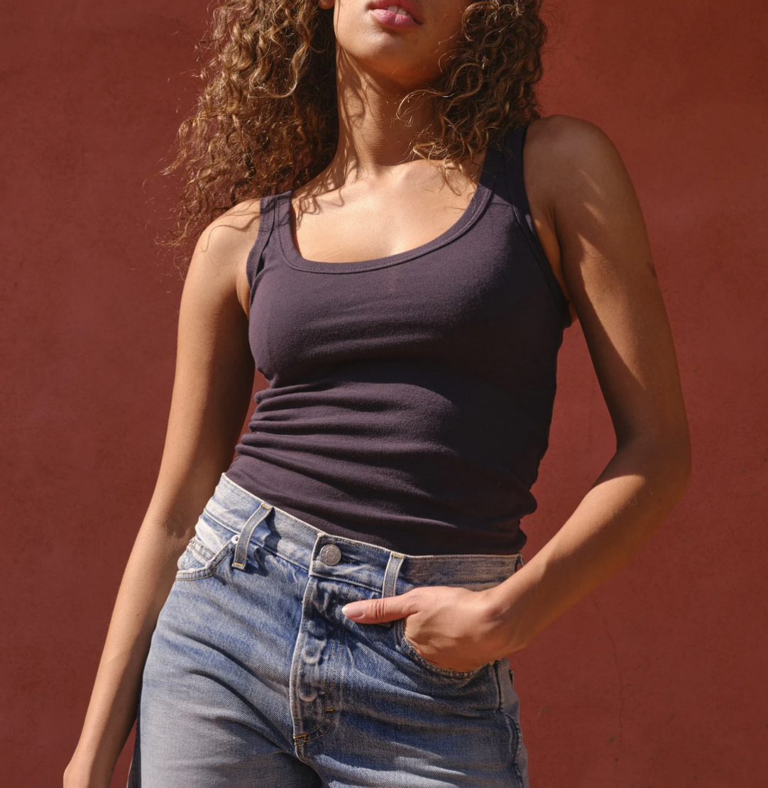 LAYERING TANK IN VINTAGE BLACK - Romi Boutique