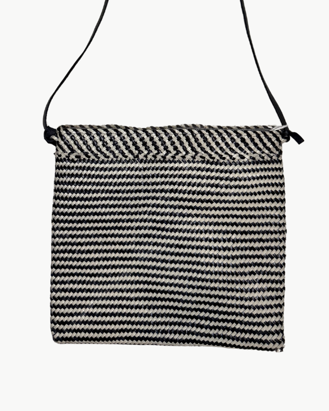 SACOCHE IN BLACK/PEARL - Romi Boutique