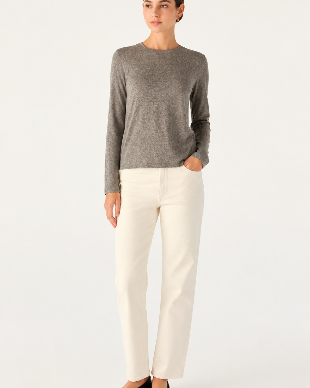 Amo Drew Long Sleeve Tee at Romi Boutique