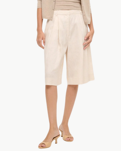 CRUZ BERMUDA LINEN SHORT IN NATURAL