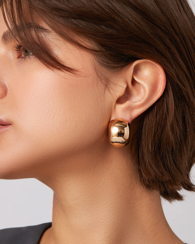 GEMMA HOOPS IN GOLD