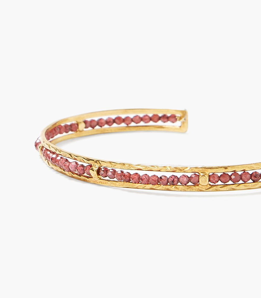 SEDONA BRACELET IN GARNET by Chan Luu - Romi Boutique