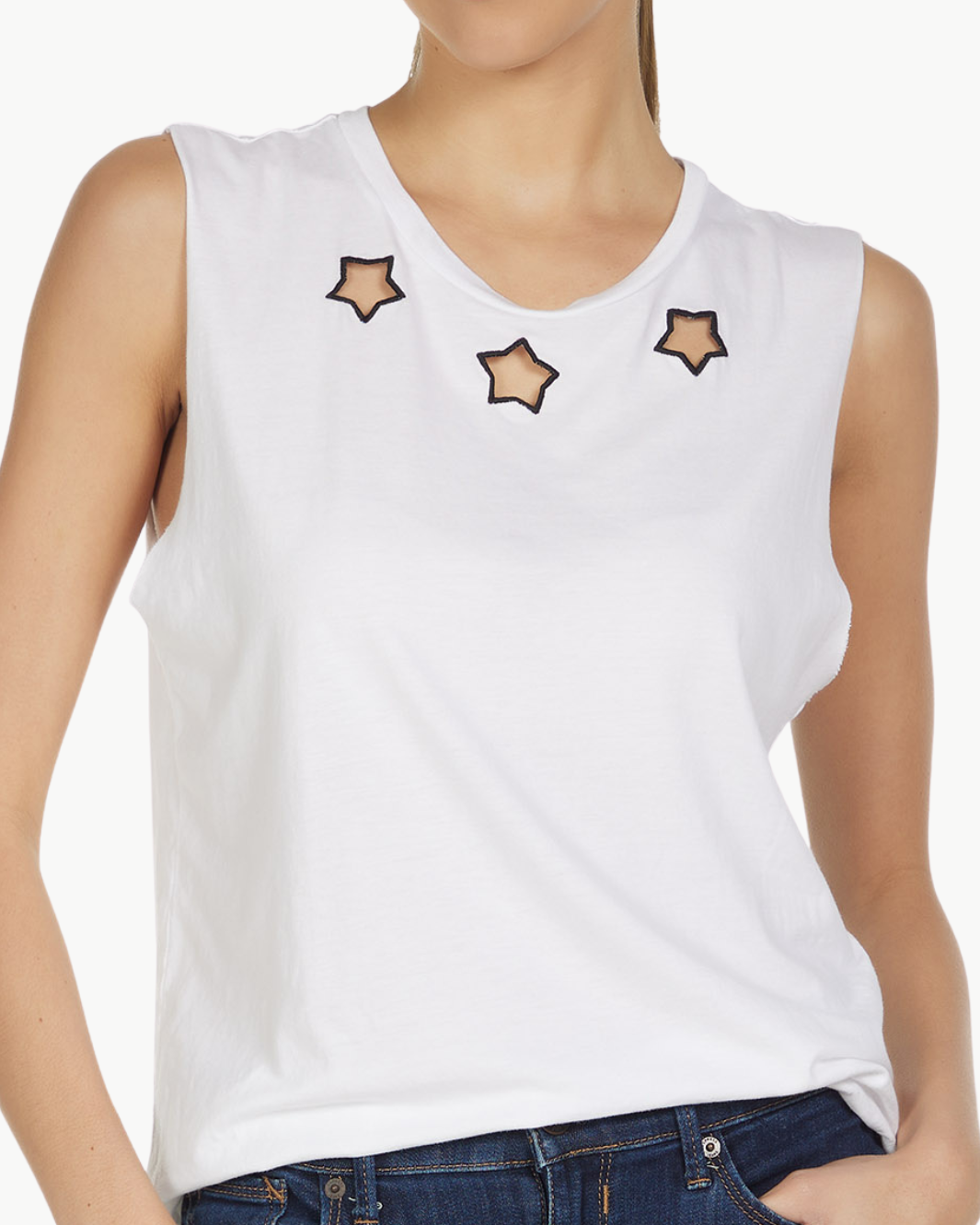 BULL VINTAGE MUSCLE TANK W/ EMBROIDERED STAR IN WHITE/BLACK