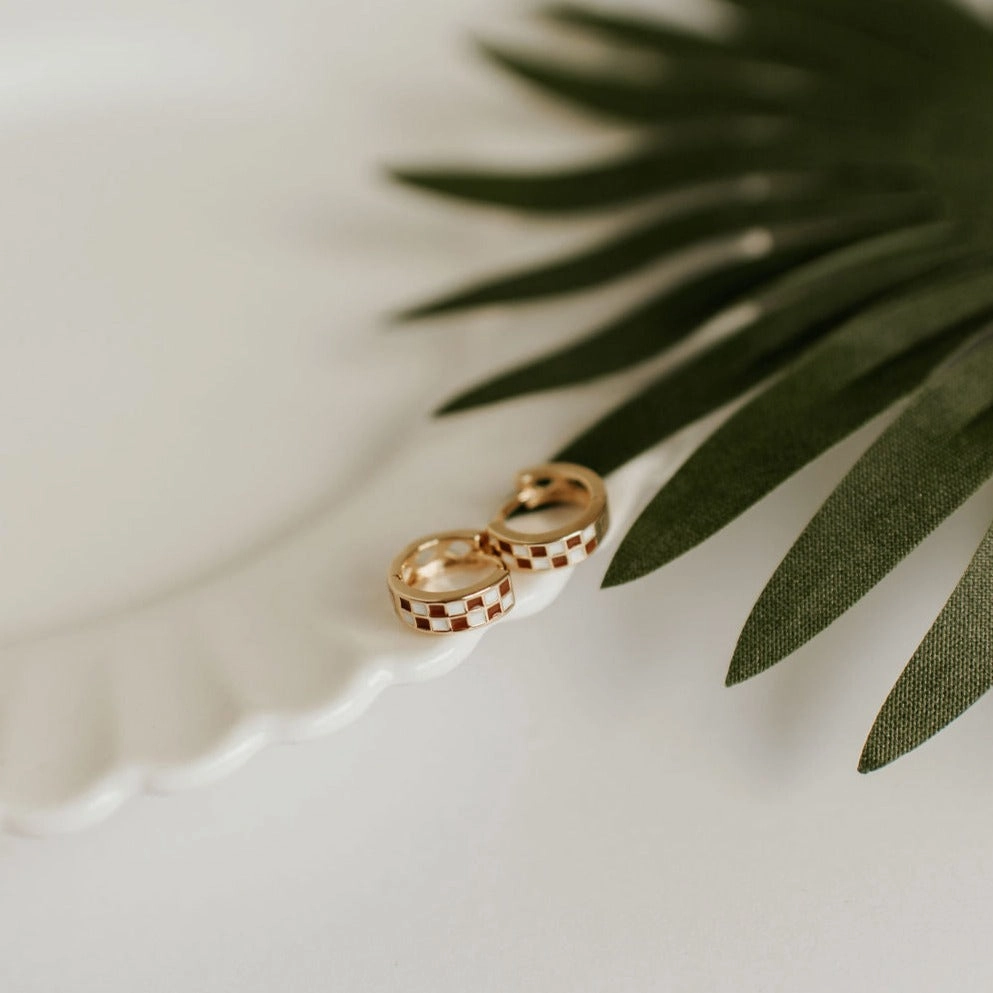 Romi Brown & White Checkered Hoops at Romi Boutique