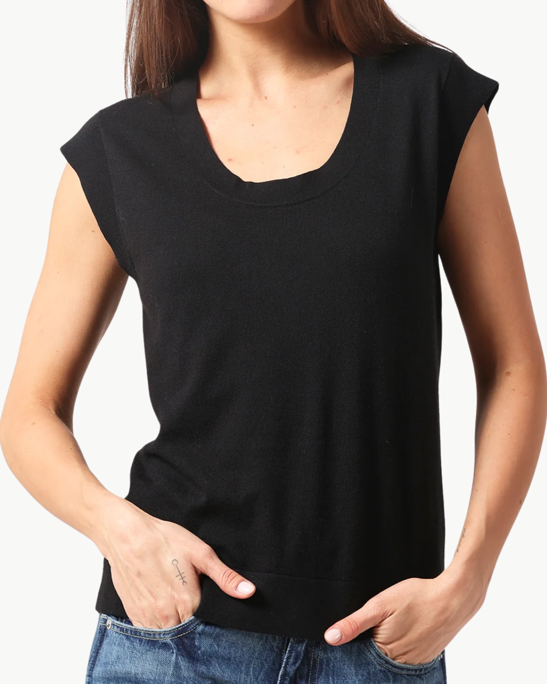 Minnie Rose SUPIMA SCOOP NECK CAP SLEEVE TOP at Romi Boutique