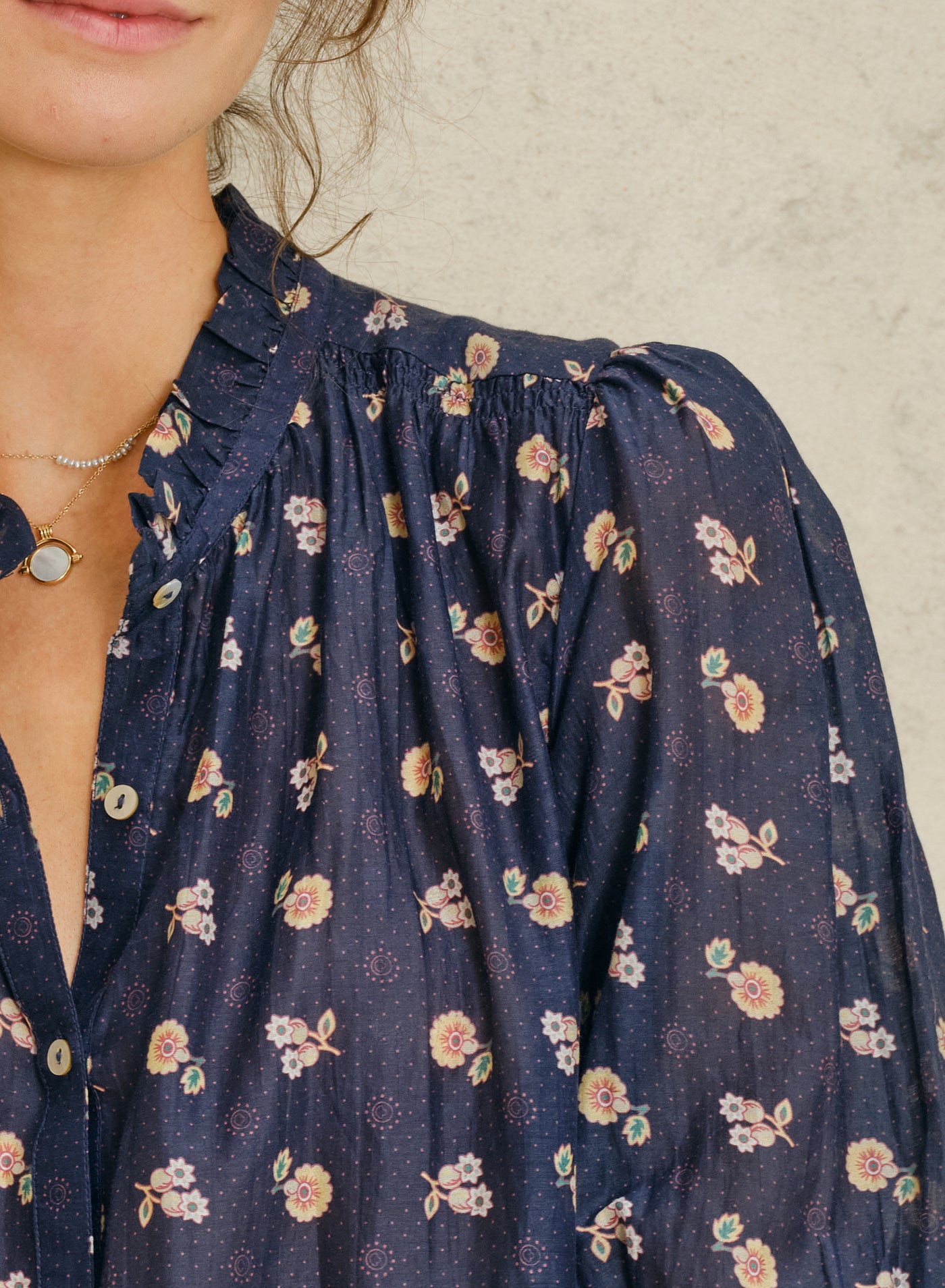 DULCIE TOP IN NAVY