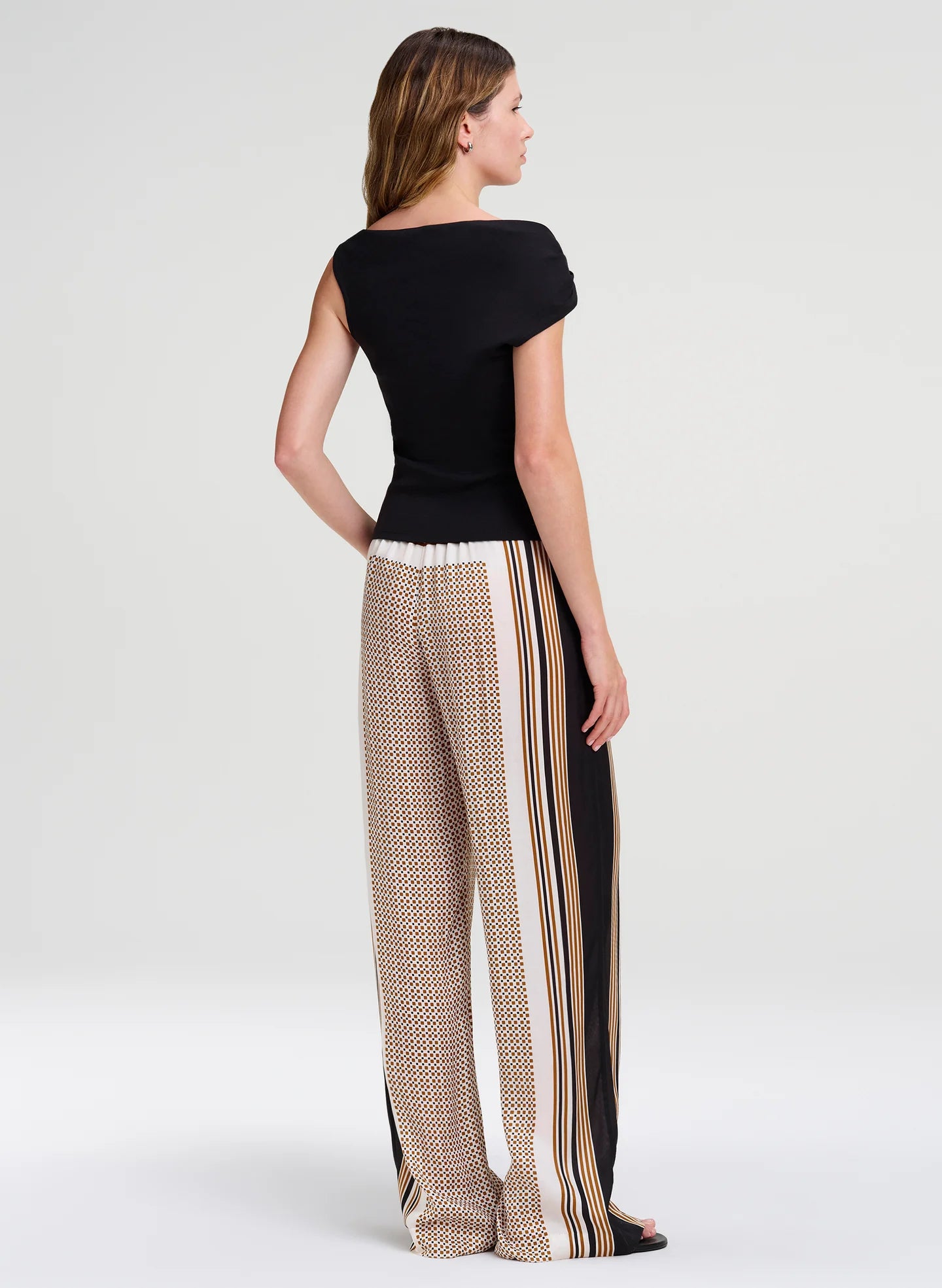 Cece Off-Shoulder Tee