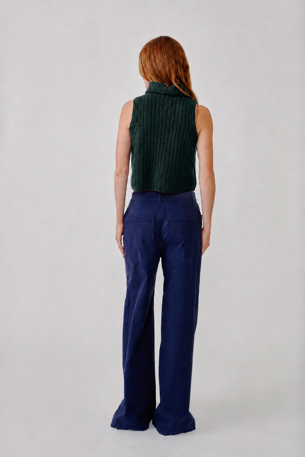 Saige Cropped Cashmere Turtleneck