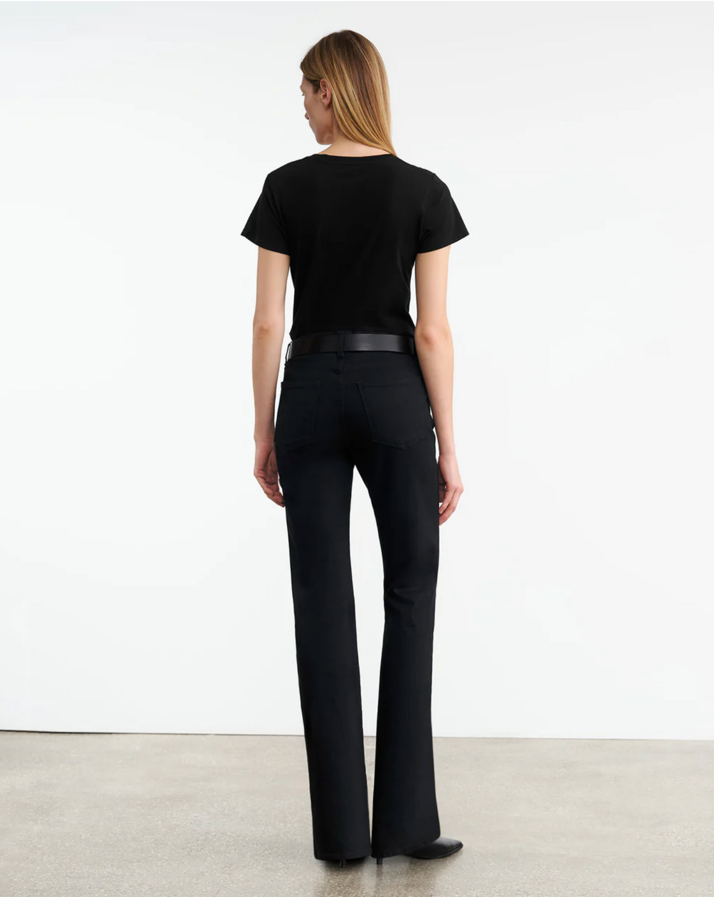 CELIA JEAN IN DISTRESSED BLACK - Romi Boutique