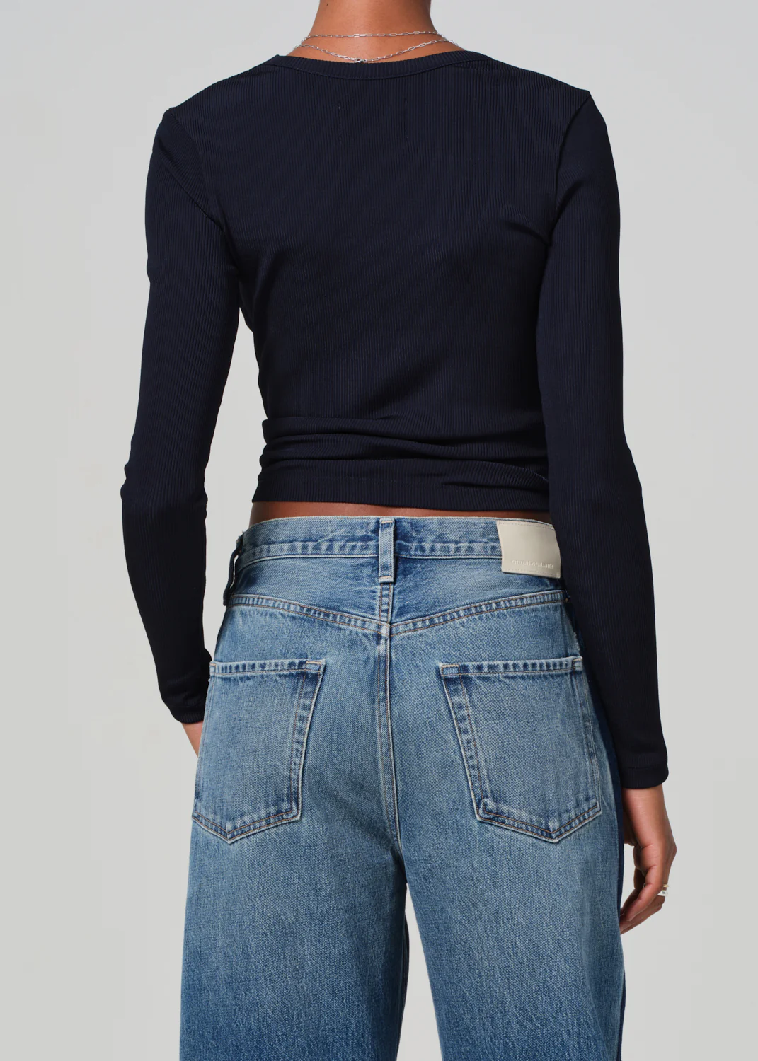 RUMI SCOOP NECK IN NAVY