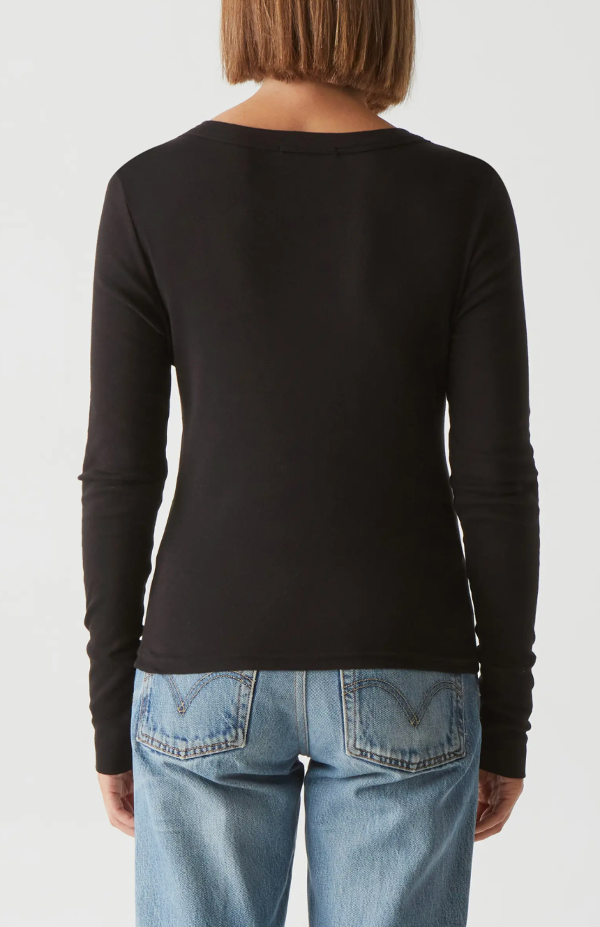 LOGAN V-NECK TEE IN BLACK