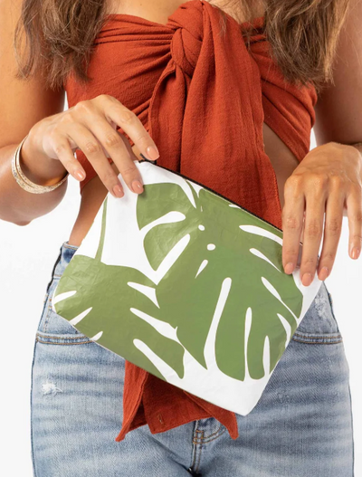 SMALL POUCH IN MONSTERA - Romi Boutique