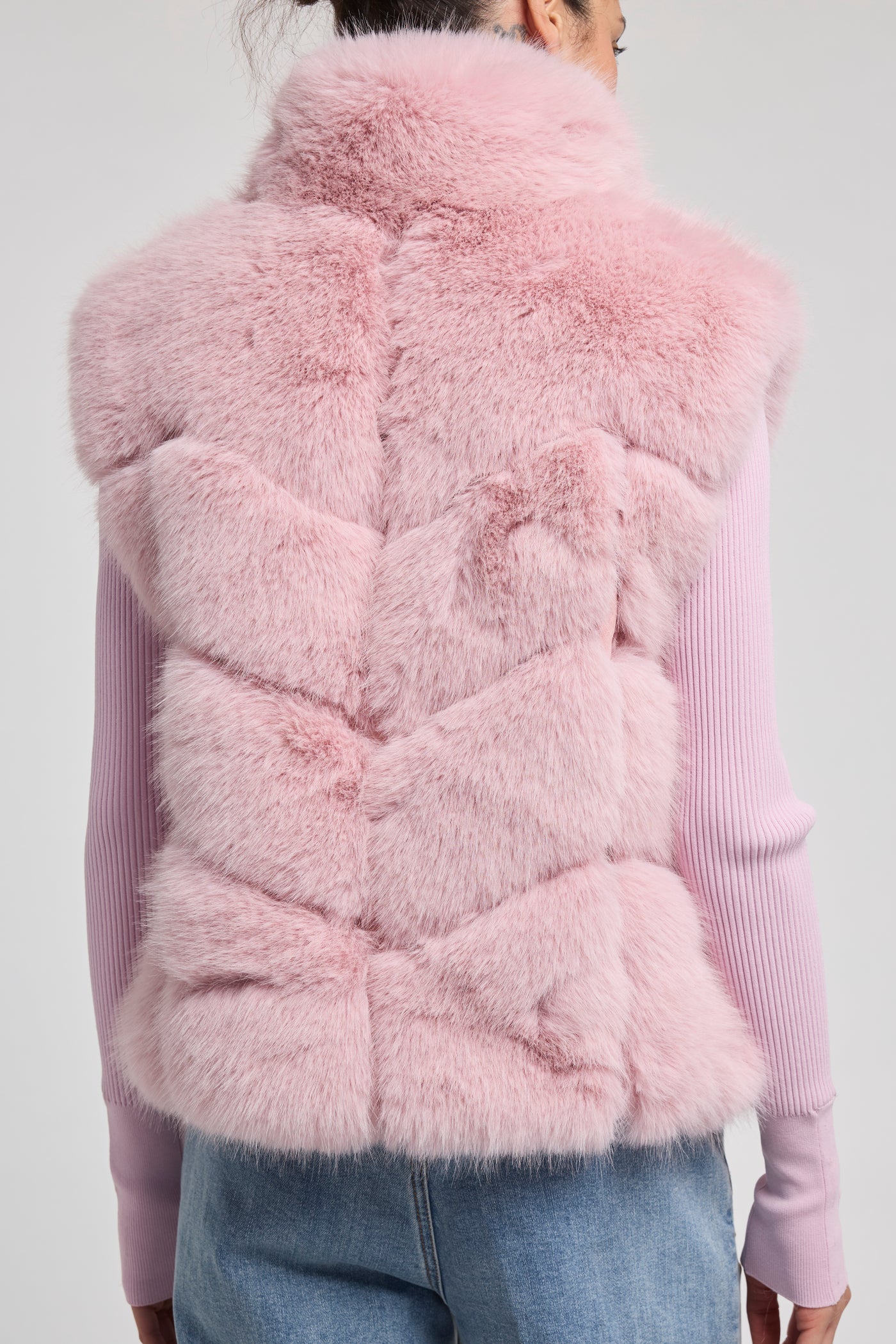 ROSARIO FAUX FUR VEST IN BALLET SLIPPER