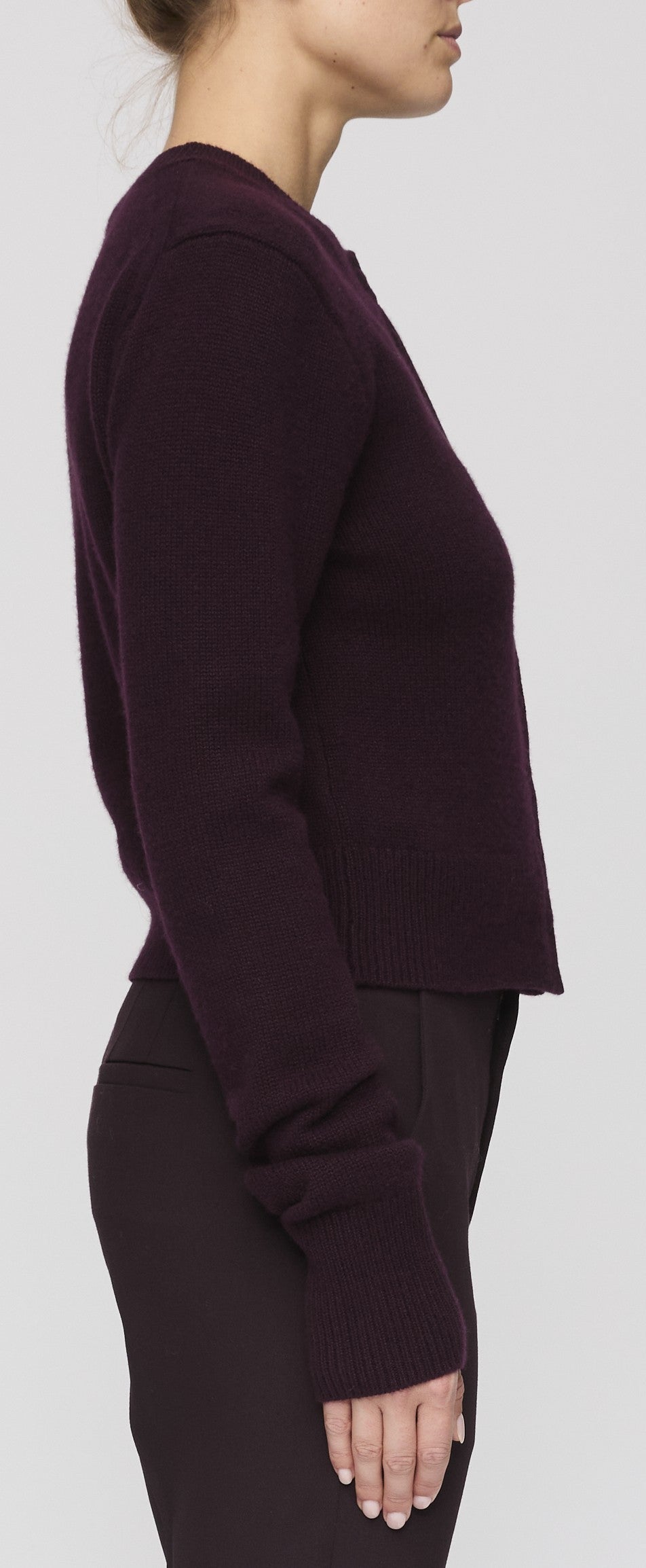 SKYLER CASHMERE CARDIGAN IN DEEP PLUM